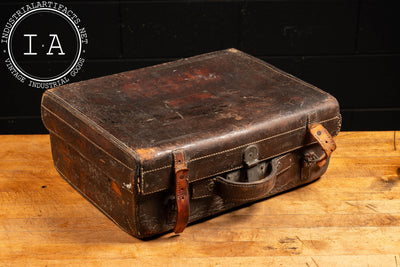 Early 20th Century English Leather Suitcase in Brown