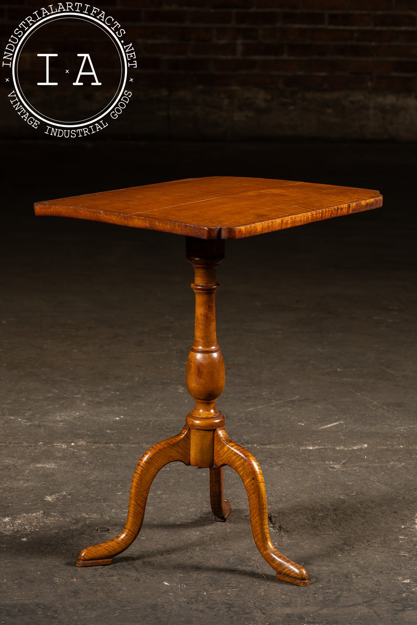Antique Flamed Maple Tilt-Top Table on Tripod Base with Tiger Grain