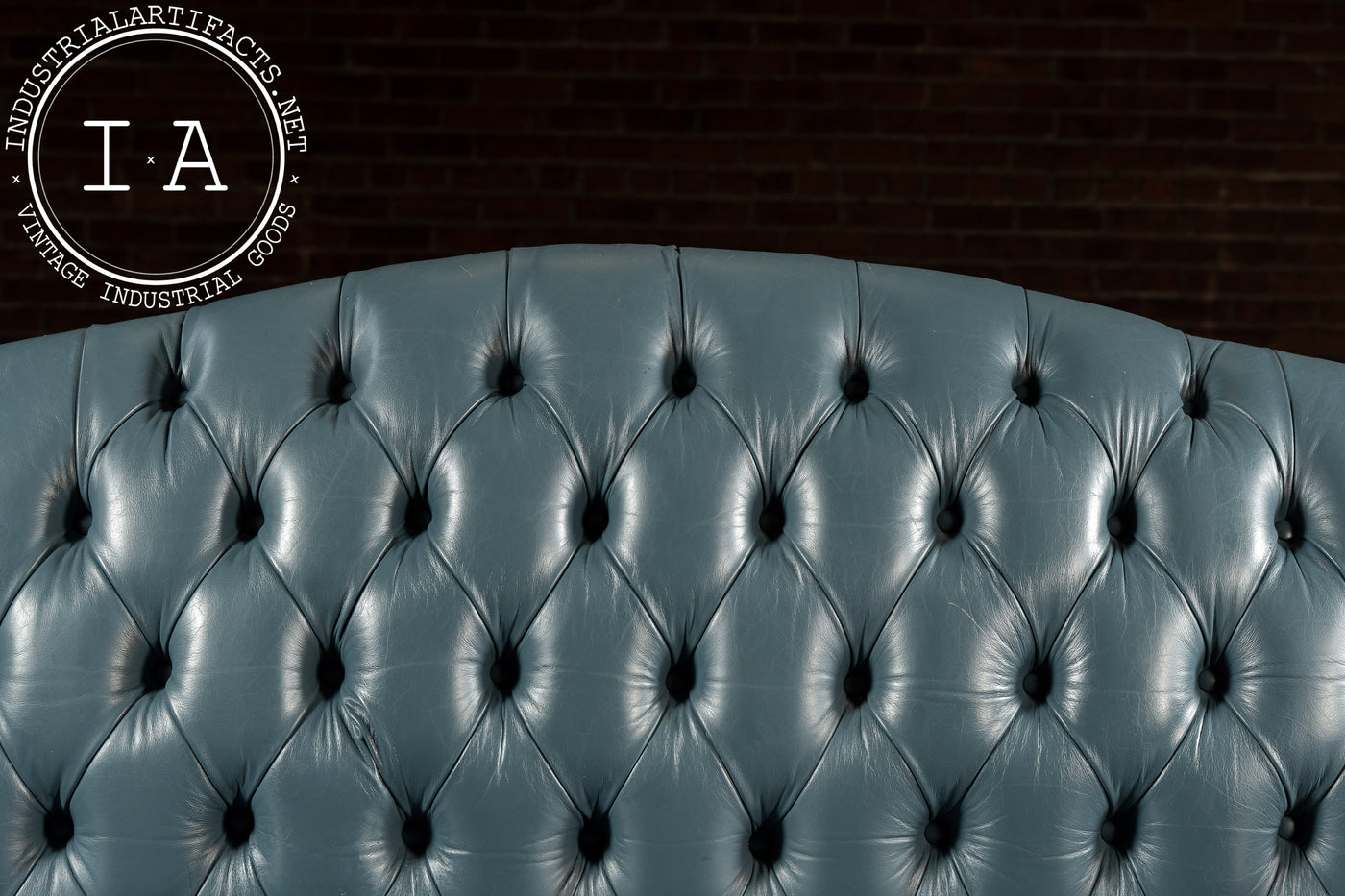 Vintage Tufted Leather Chesterfield Sofa in Blue