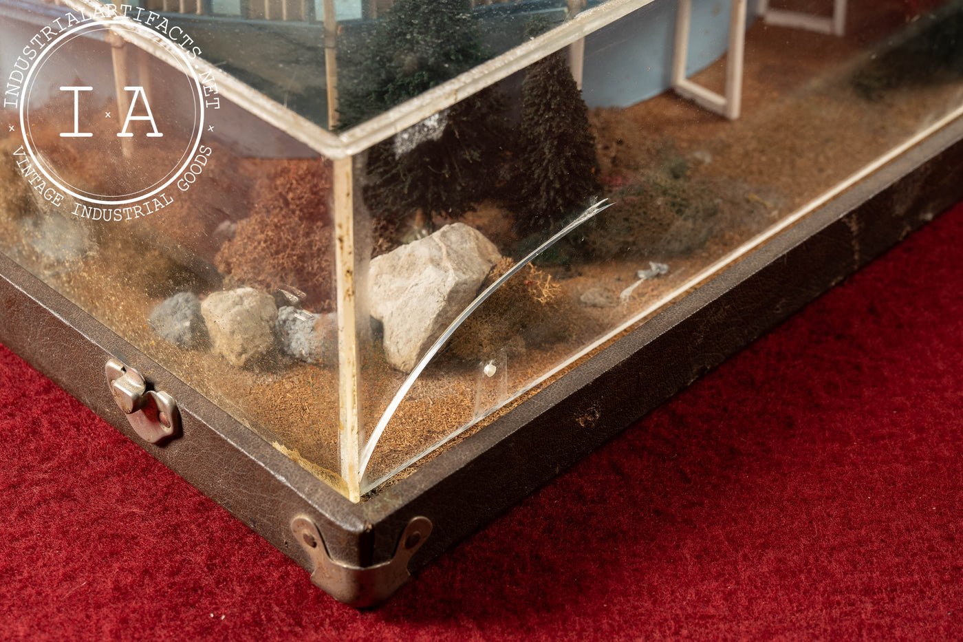 Vintage Bermuda King "84" Salesman’s Sample Pool Display in Case