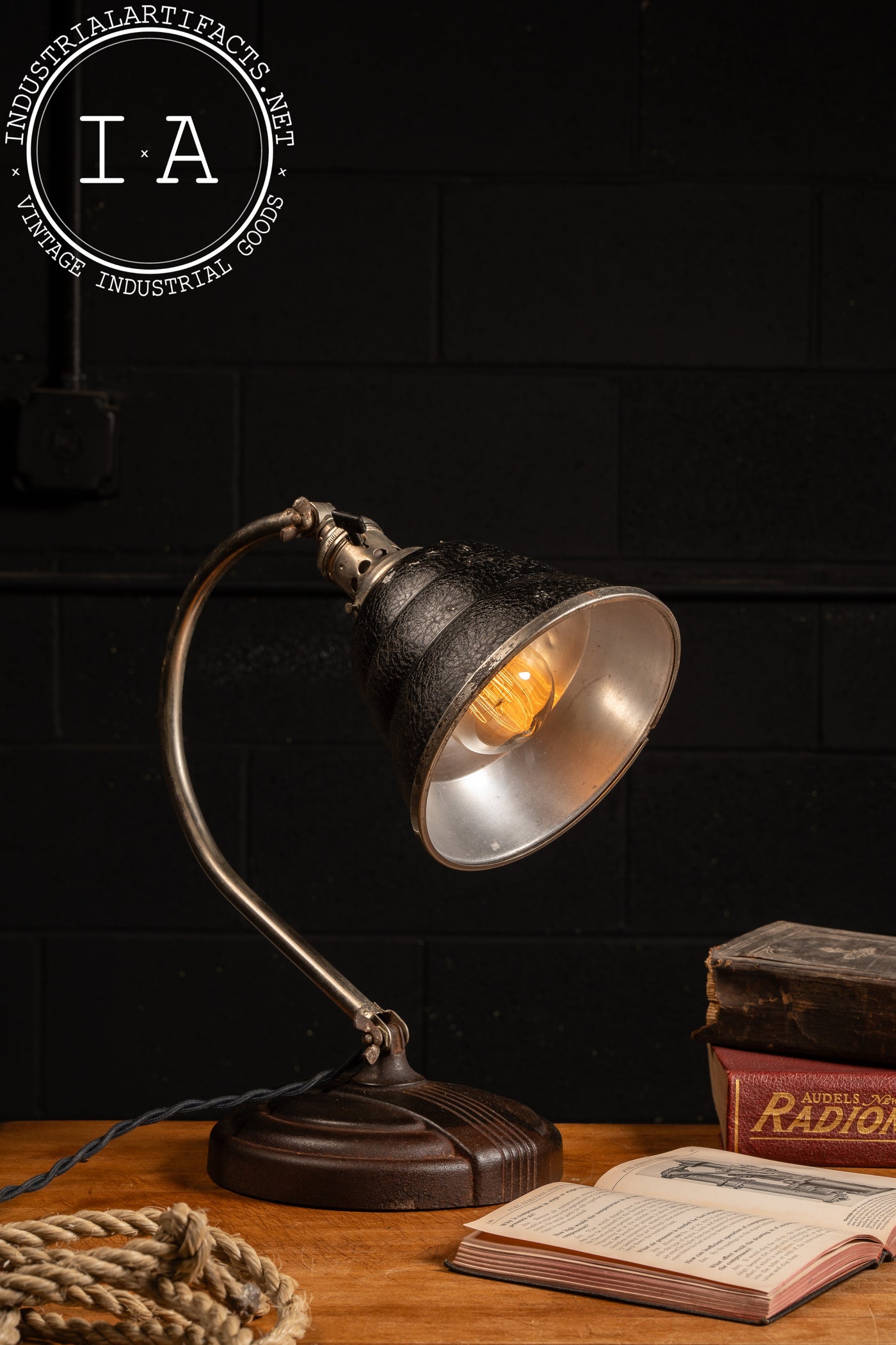 Vintage Art Deco Articulated Gooseneck Lamp