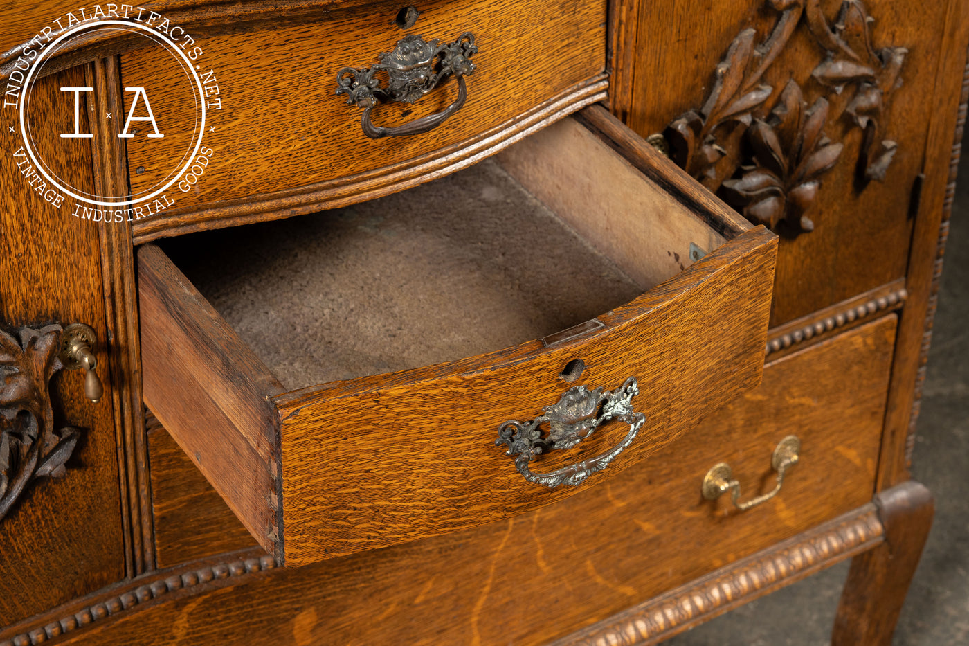 Early 20th Century Quartersawn Wooden Serving Cabinet