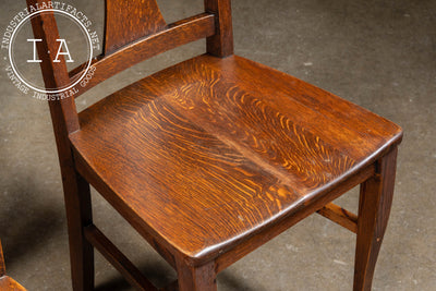 Late 19th Century Oak Poker Table With Four Chairs