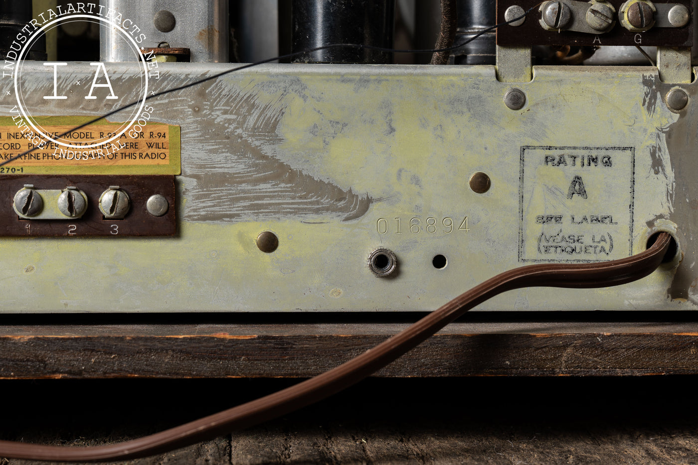 Vintage Model 86T1 Radio by RCA-Victor
