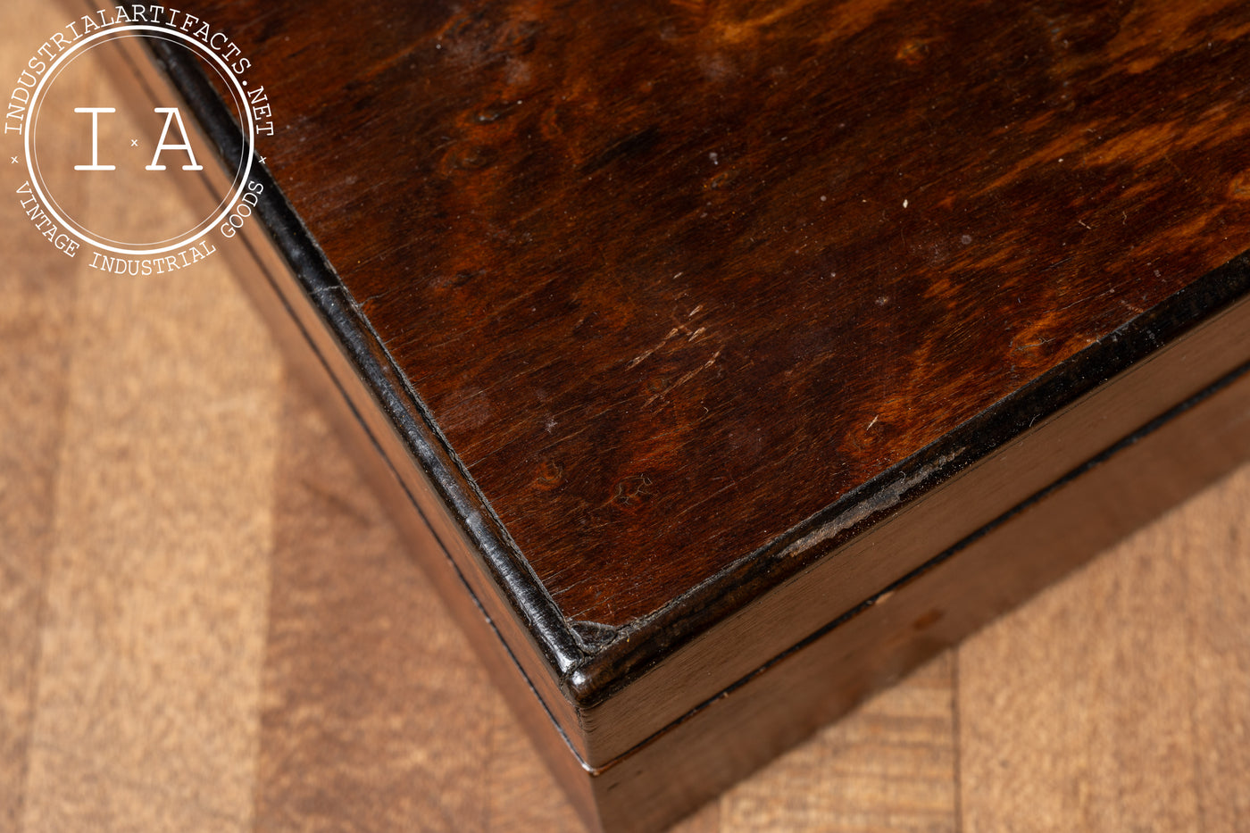 Vintage Birds Eye Maple Poker Case with Playing Cards and Chips