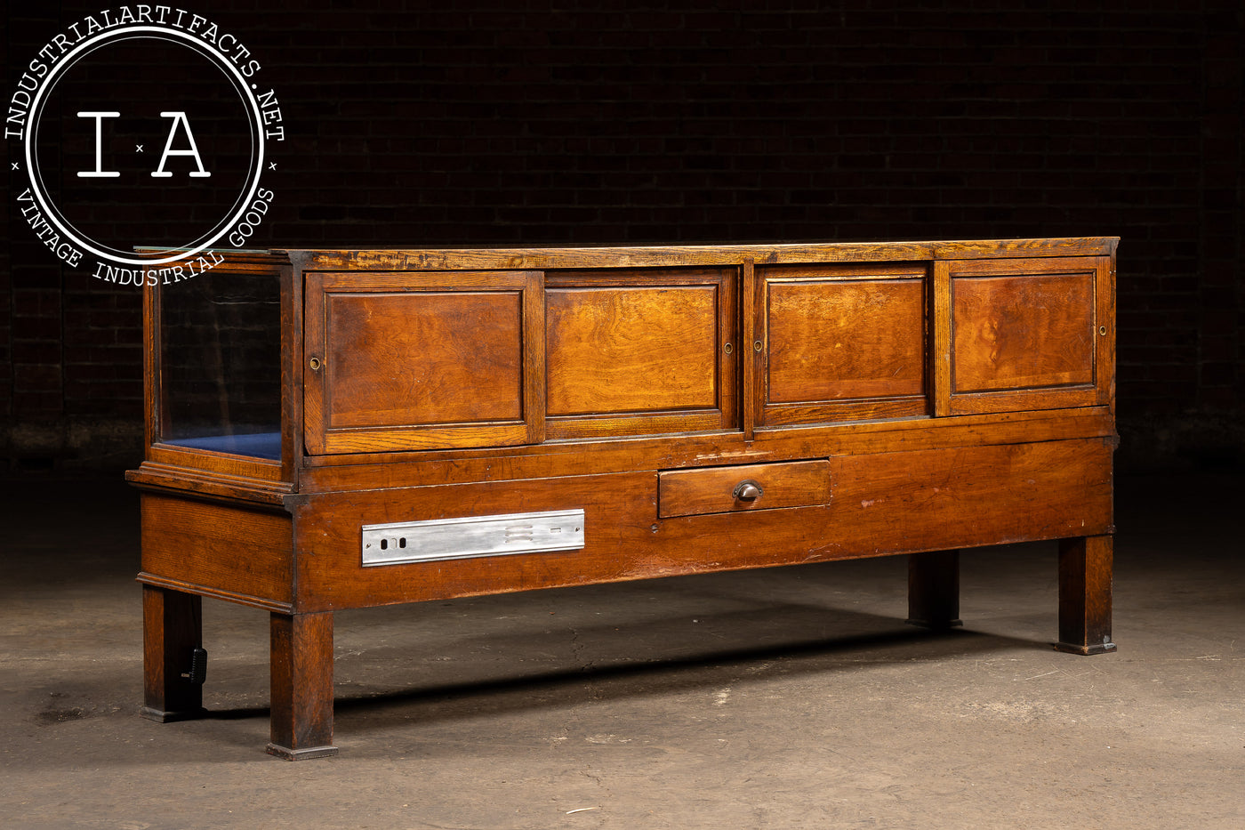 Antique Quartersawn Oak "Peerless" Brand Display Case by Jac. Lederer