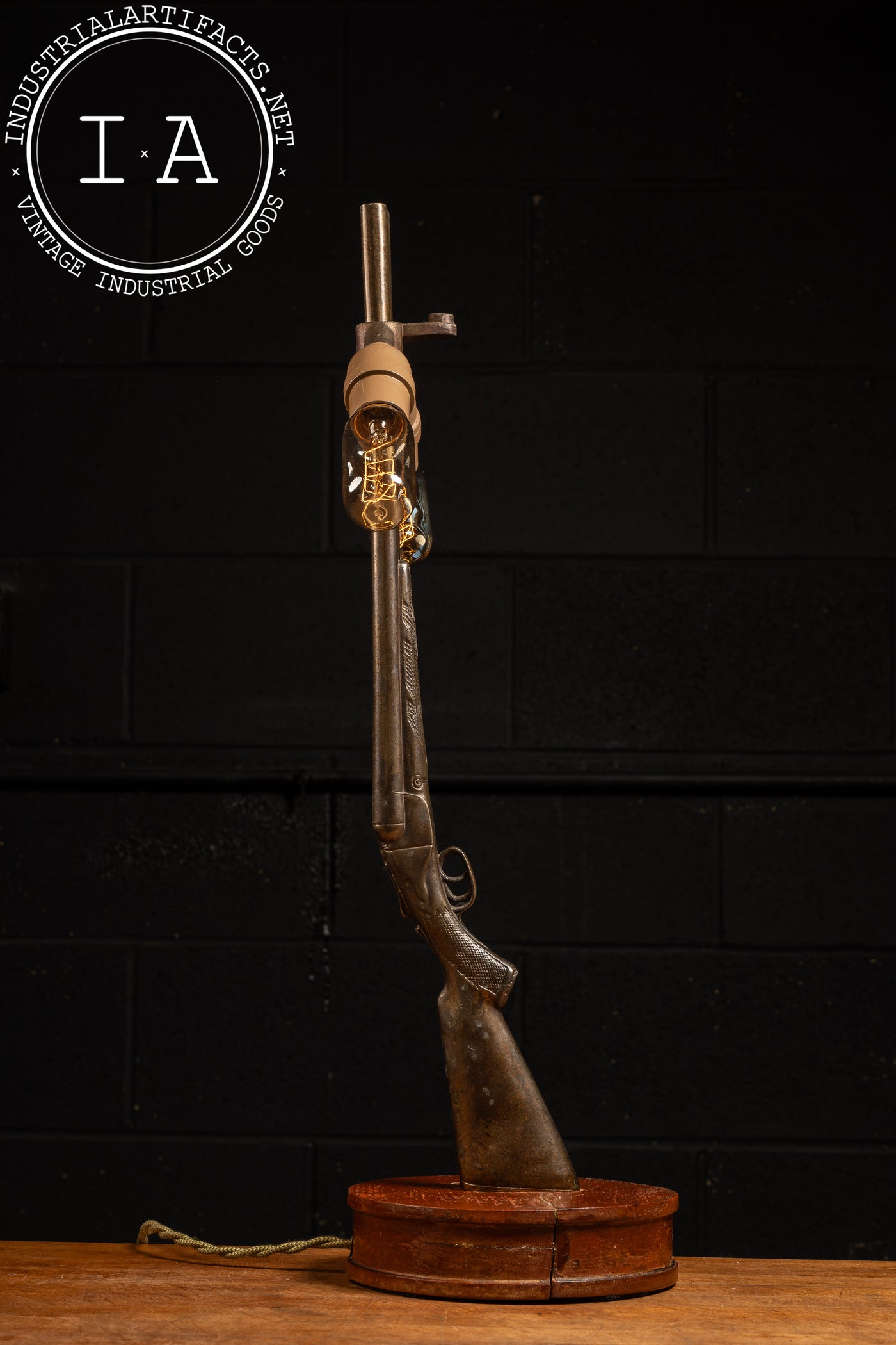 Vintage Winchester Figural Shotgun Lamp