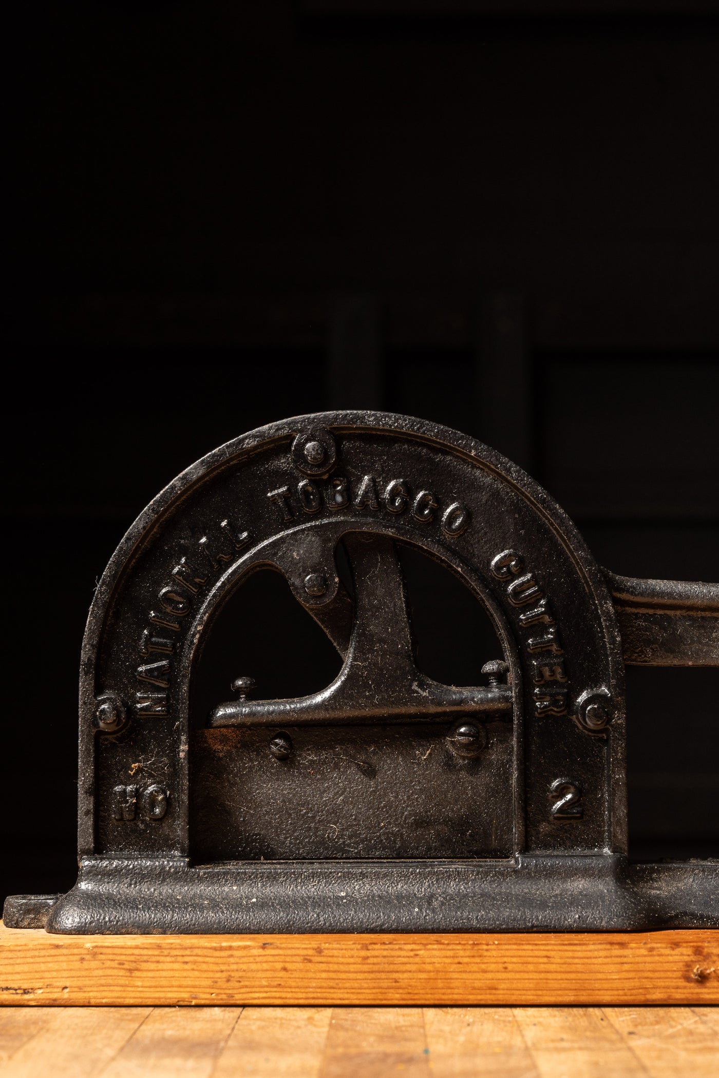 cutter tobacco Early 20th Century Cast Iron No. 2 Tobacco Cutter – Industrial Artifacts cutter tobacco Early 20th Century Cast Iron No. 2 Tobacco Cutter – Industrial Artifacts