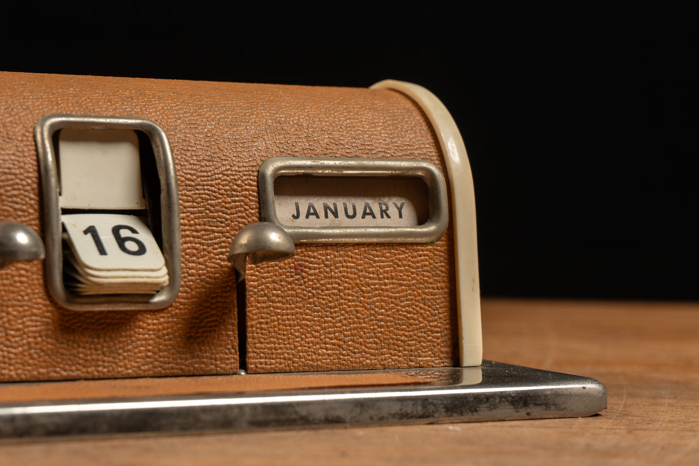 Vintage Perpetual Desktop Calendar