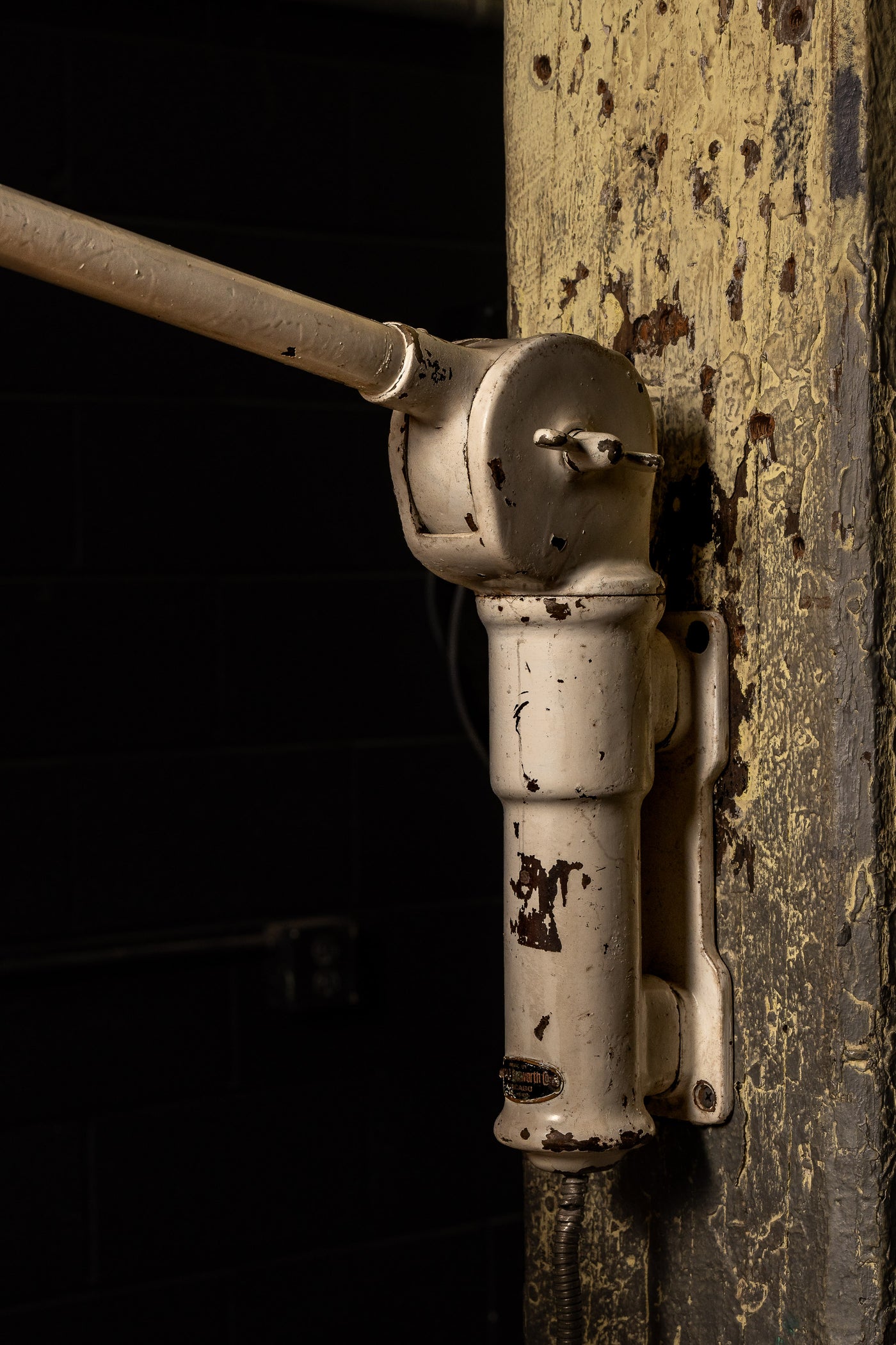 Early 20th Century Floating Arm Dental Lamp With Holophane Shades