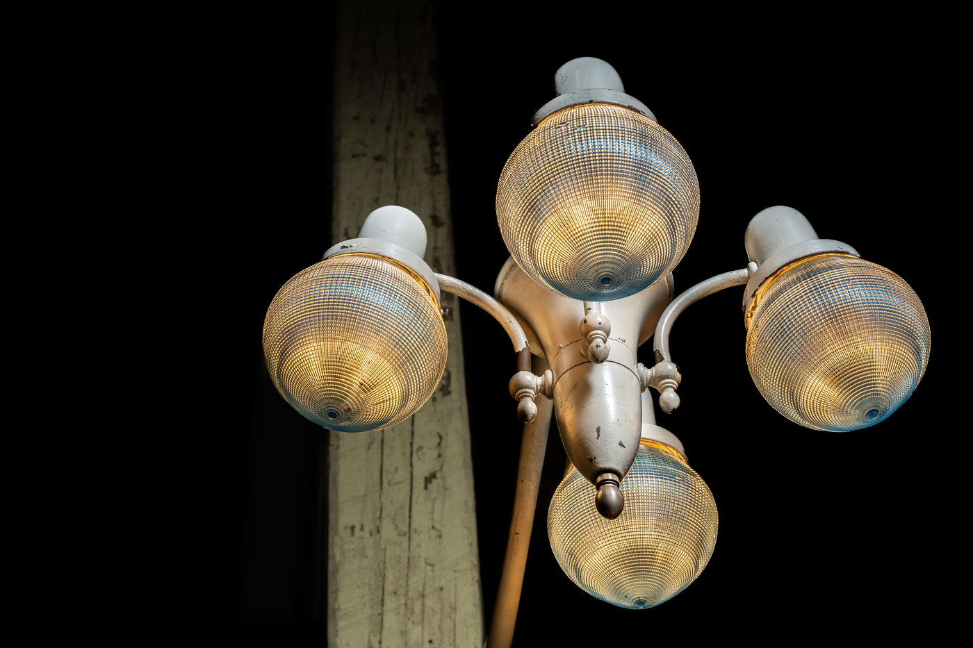 Early 20th Century Floating Arm Dental Lamp With Holophane Shades