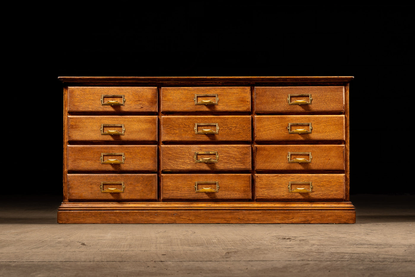 Early 20th Century Oak Chest of Drawers