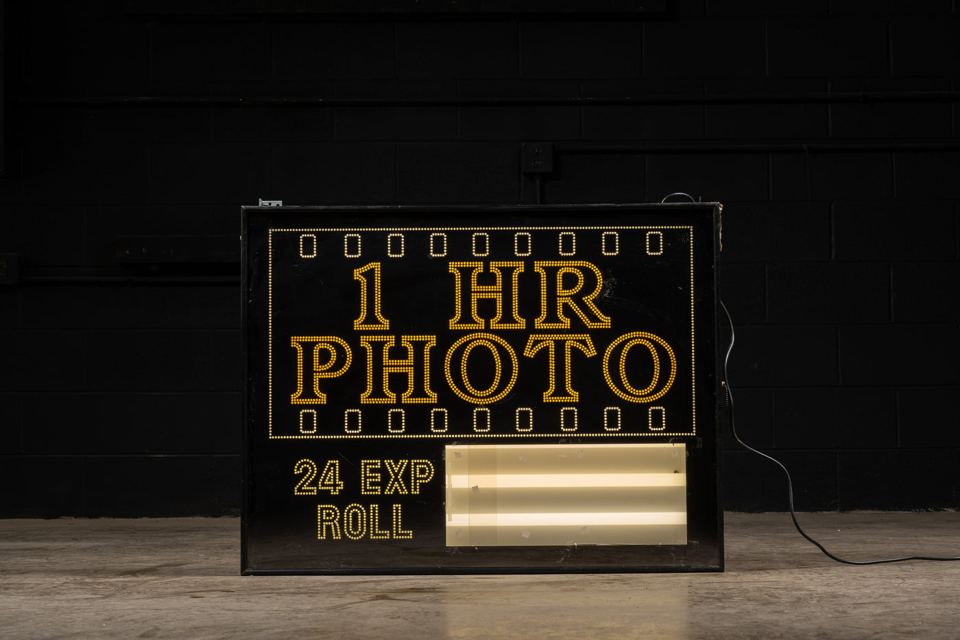 Vintage Large Lighted 1 Hour Photo Sign