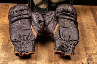 Vintage Everlast 2616 Boxing Gloves
