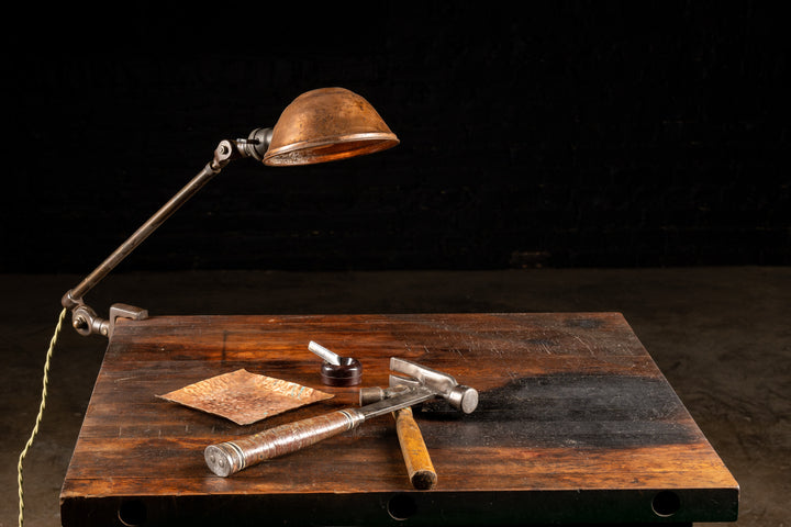 Vintage Industrial Adjustable Workbench Lamp – Industrial Artifacts
