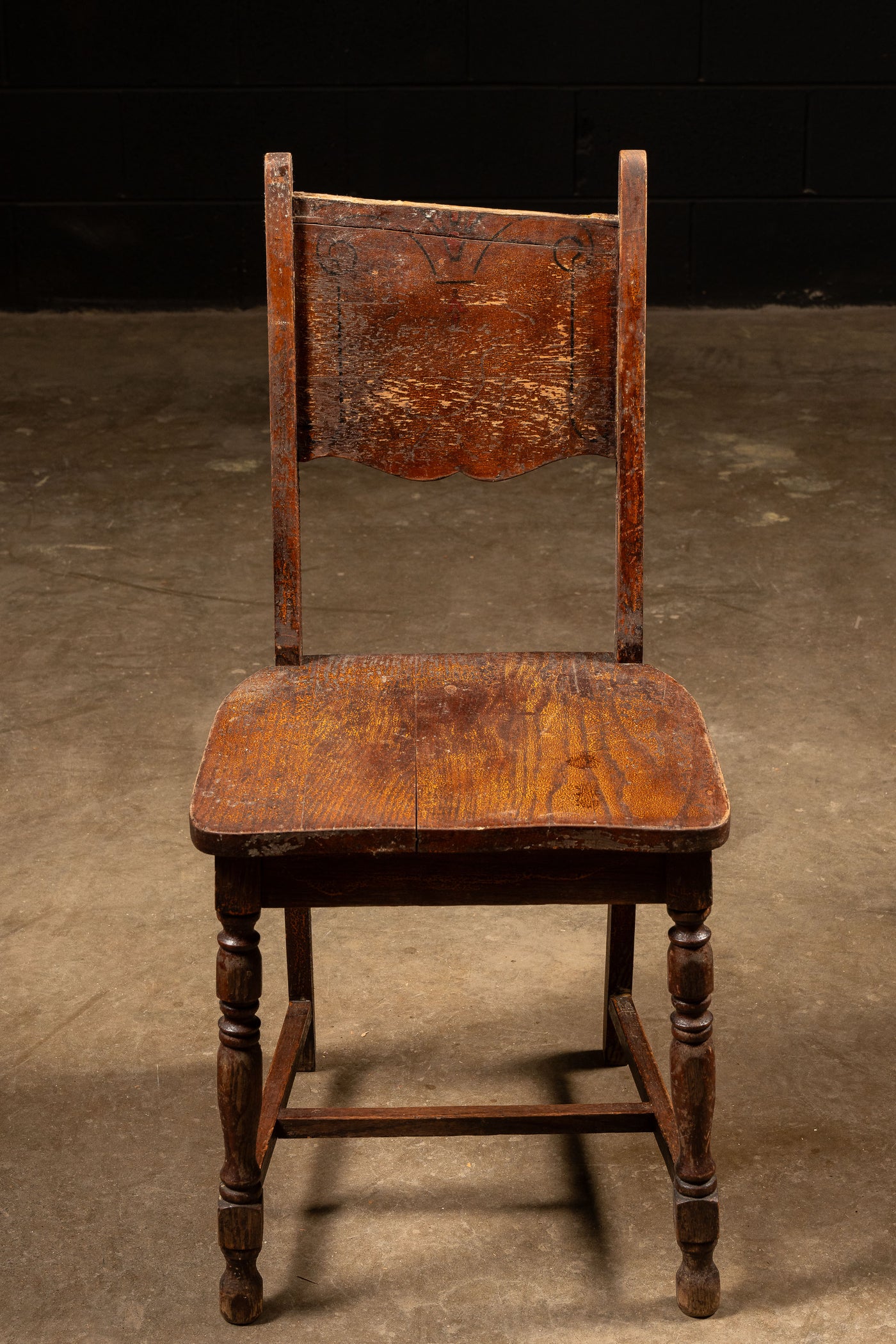 Early American Dining Chair