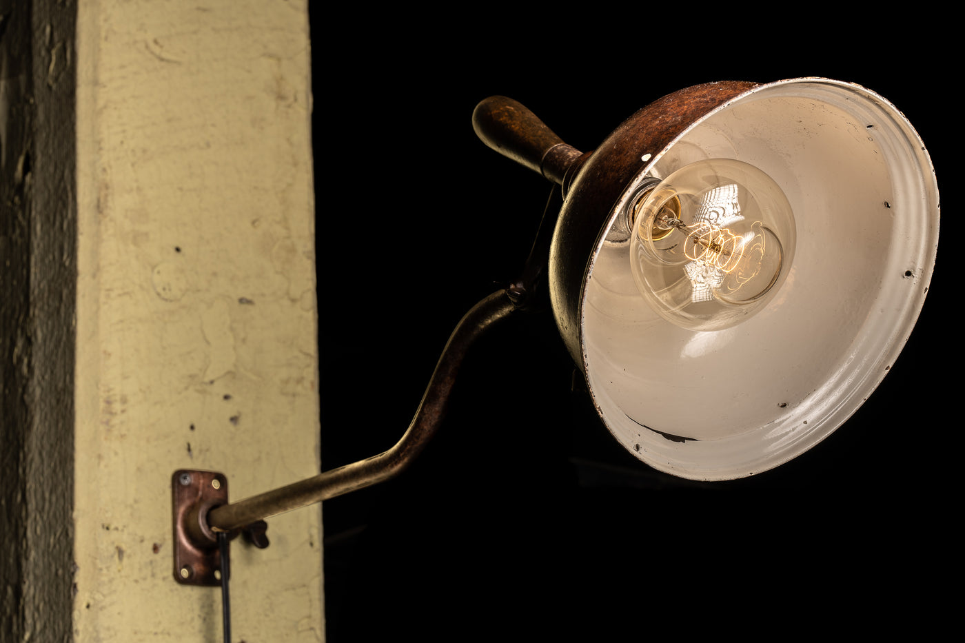Vintage Industrial Adjustable Lamp With Pullcord