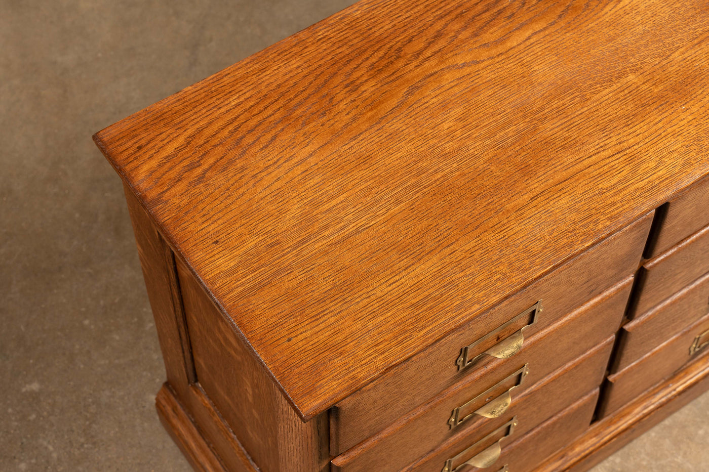 Early 20th Century Oak Chest of Drawers