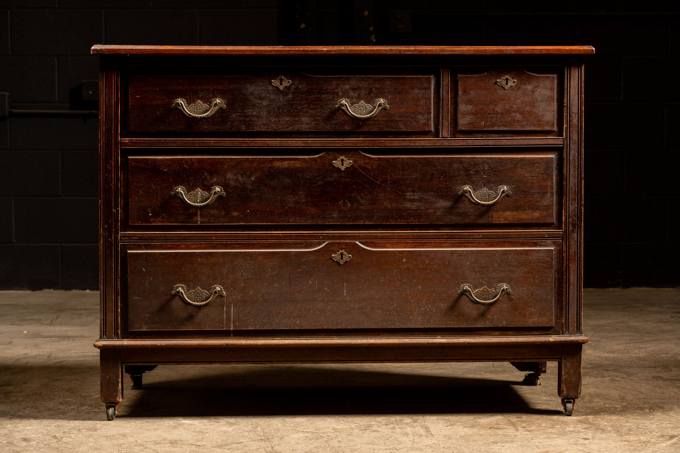 Early American Lowboy Dresser