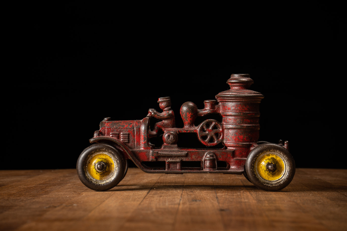 1930s Kenton Cast Iron Toy Fire Engine Pumper Truck