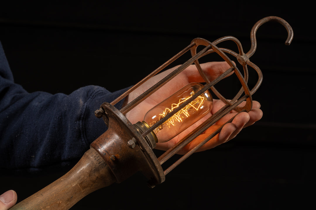 Antique Trouble Lamp with Pulley – Industrial Artifacts