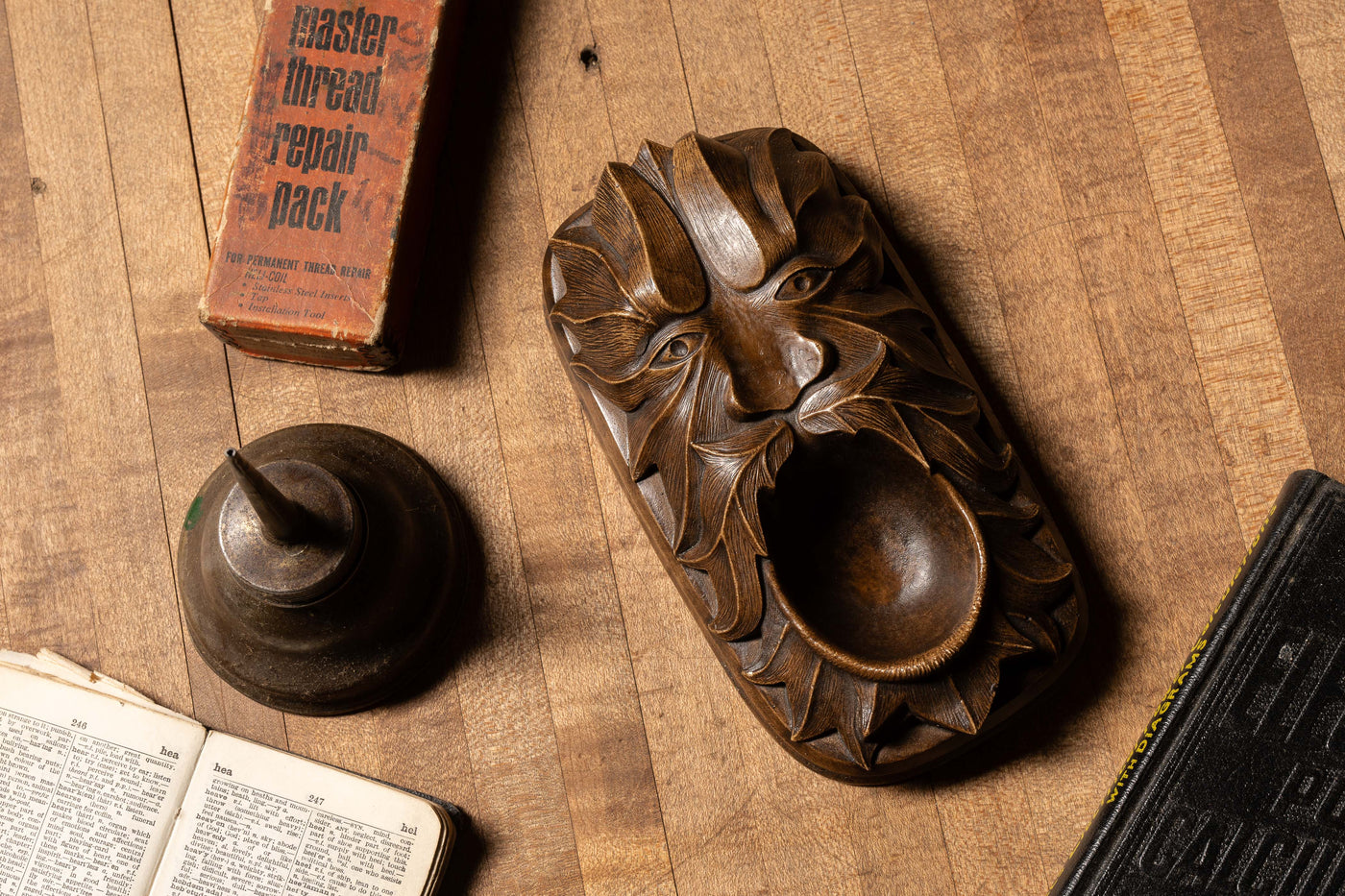 Wooden Green Man Pipe Rest