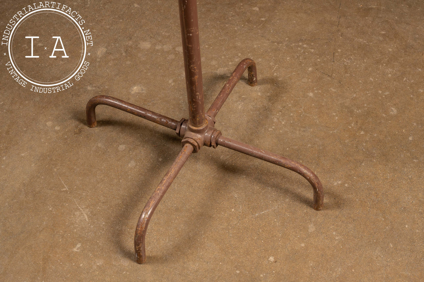 Antique Metal Coat Rack in Brown