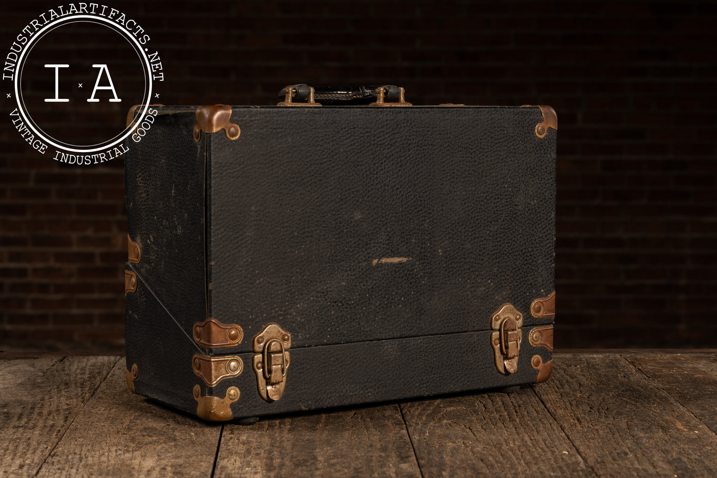 c. 1950 Salesman Sample Dahlberg Coin-Op Pillow Radio in Case