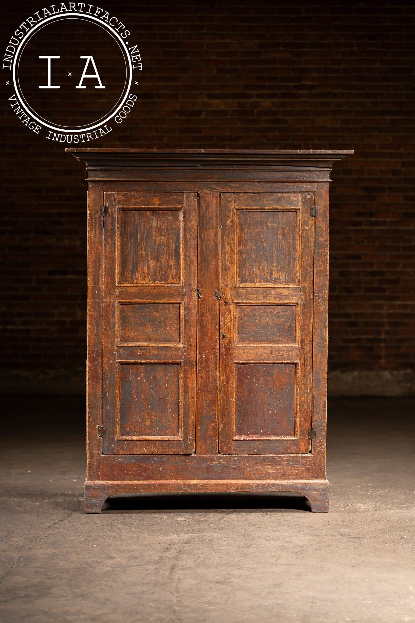 Mid-19th Century Painted Pine Cupboard