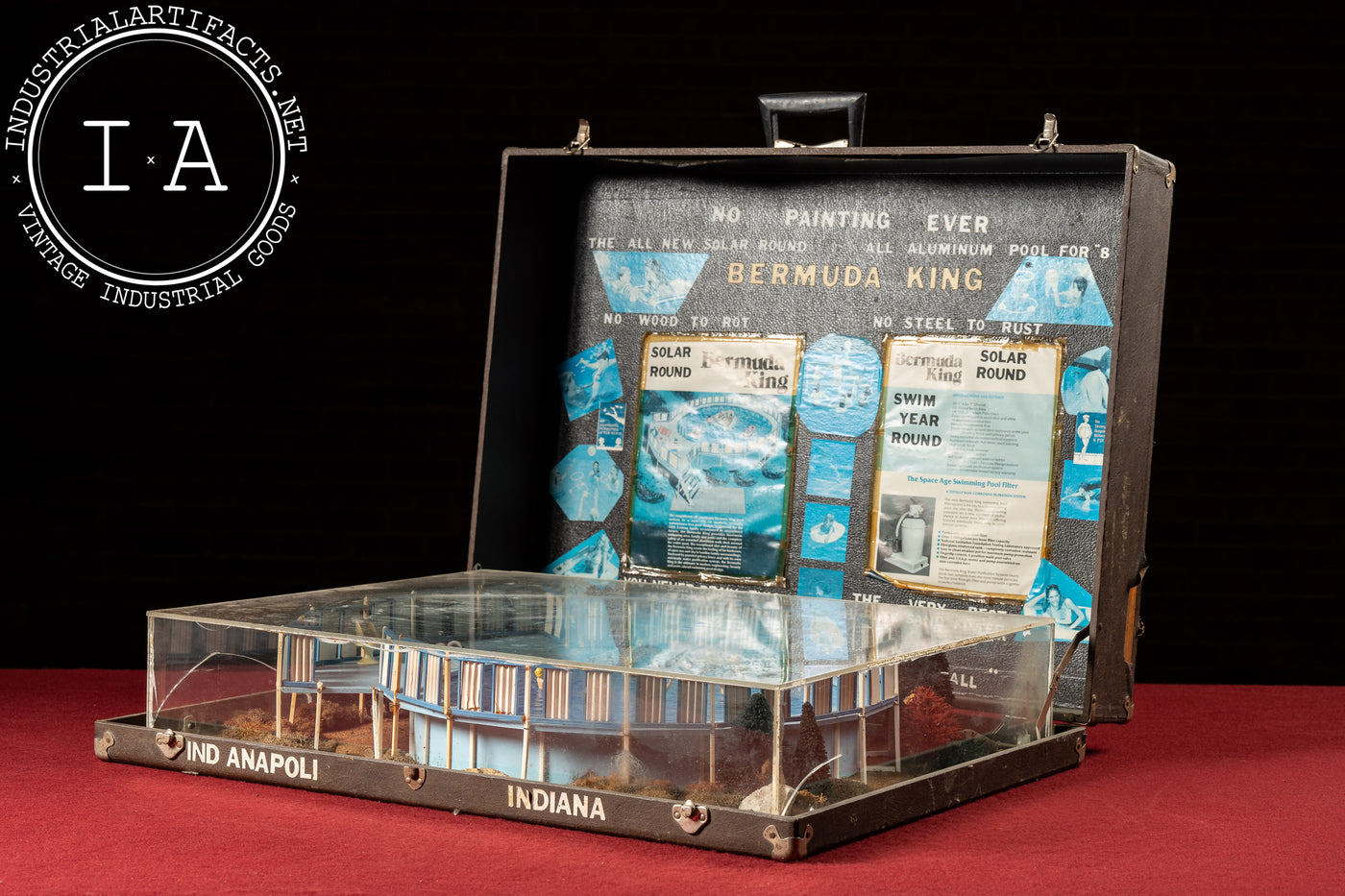 Vintage Bermuda King "84" Salesman’s Sample Pool Display in Case
