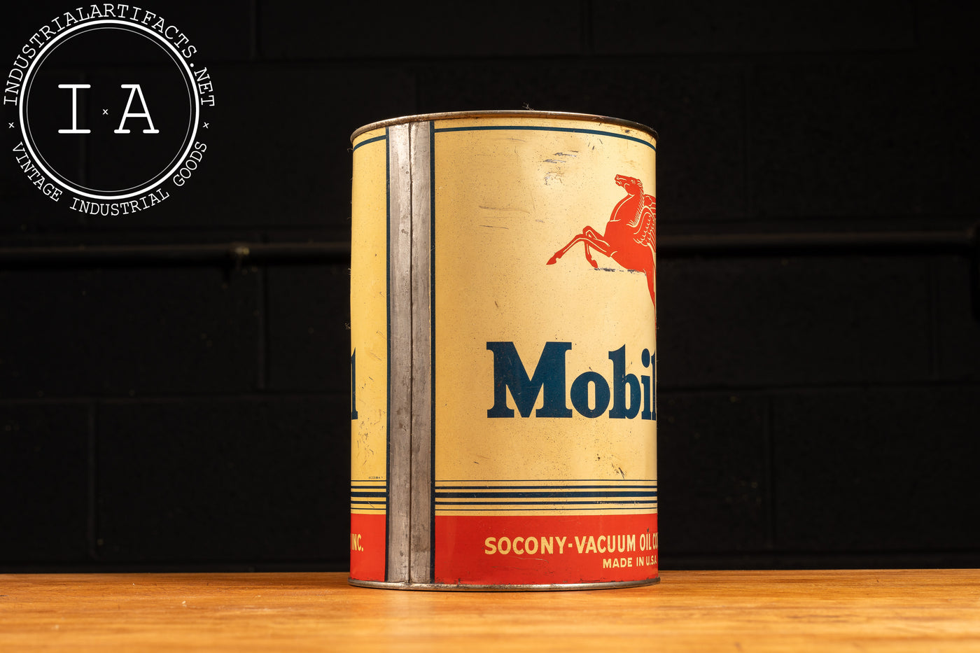 c. 1940s 5-Quart Mobiloil Can