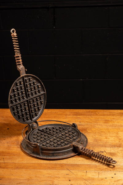 Antique Griswold No. 8 Waffle Iron