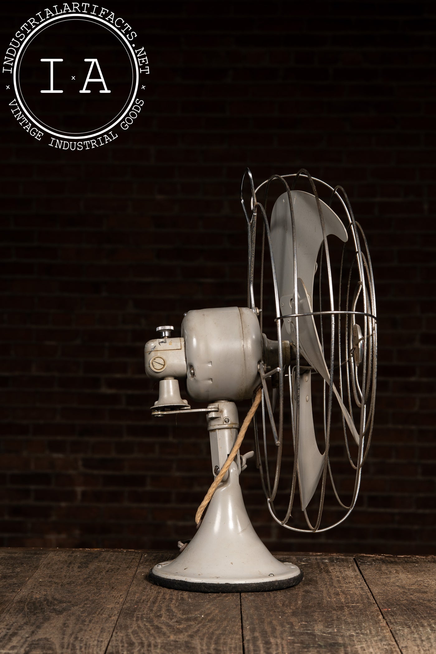 Vintage General Electric Oscillating Desk Fan