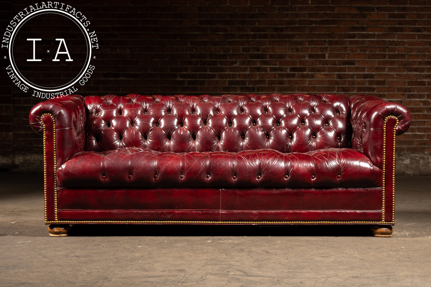 Tufted Leather Chesterfield Sofa in Burgundy