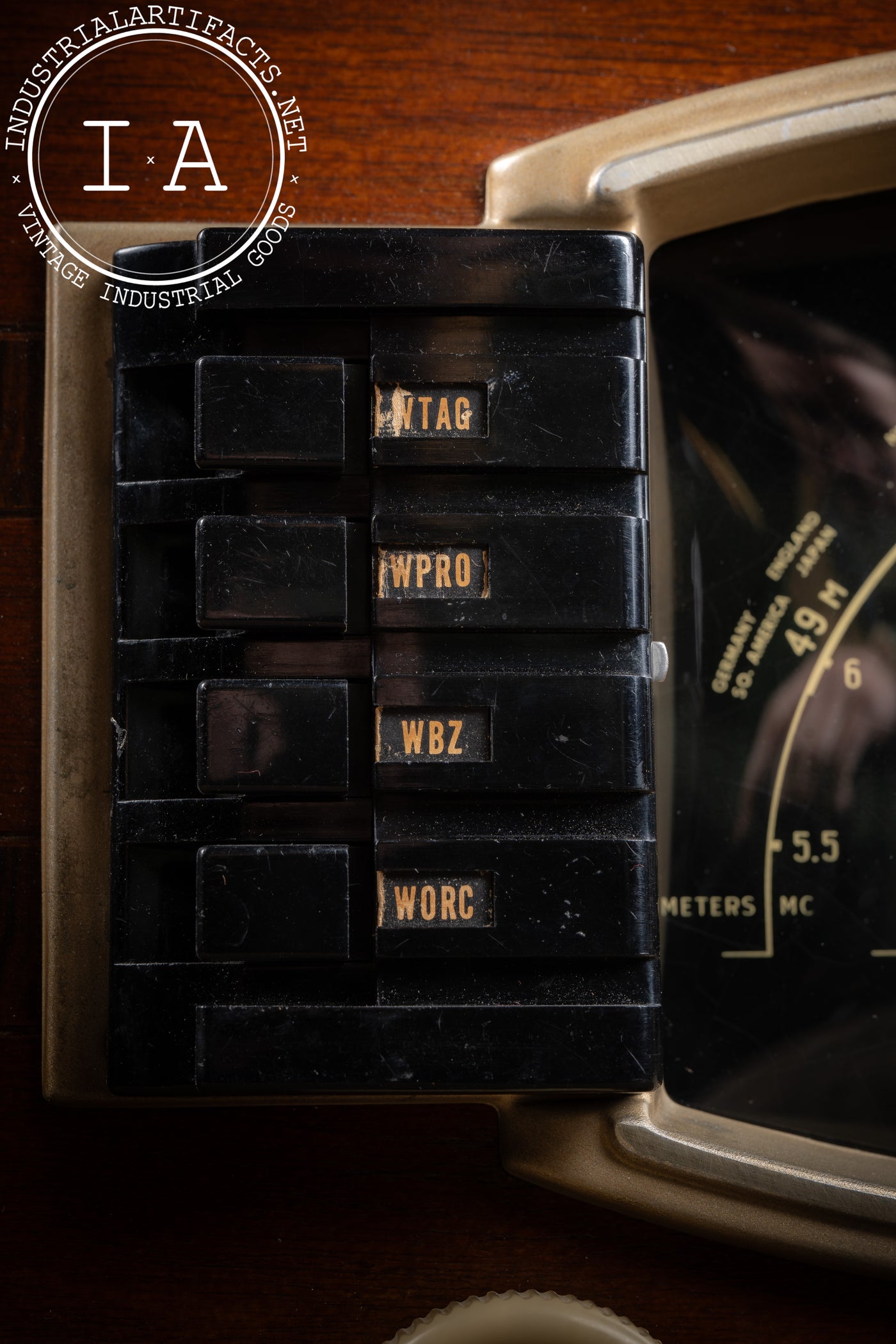 Vintage Model 6S632 Radio by Zenith