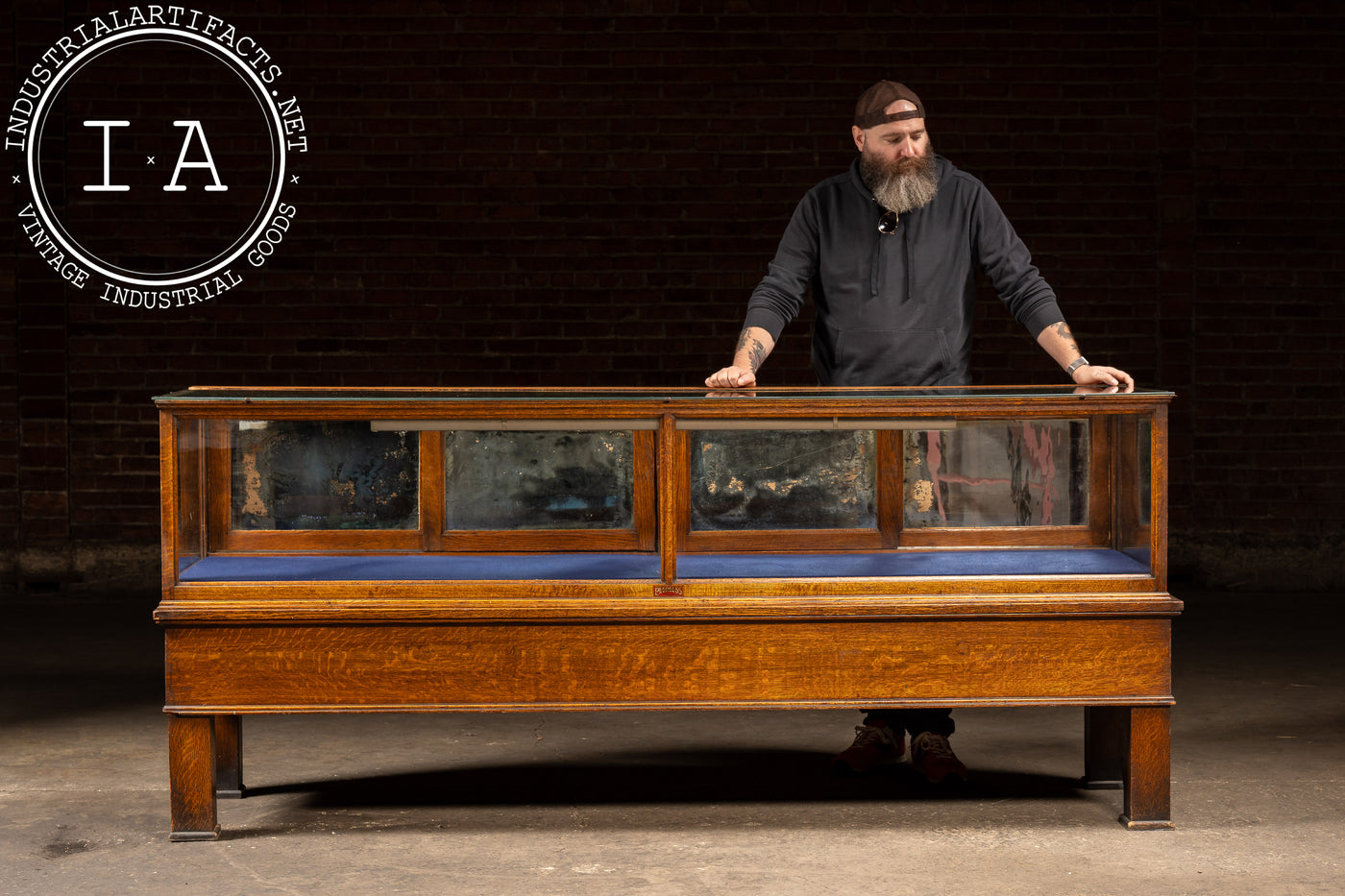 Antique Quartersawn Oak "Peerless" Brand Display Case by Jac. Lederer