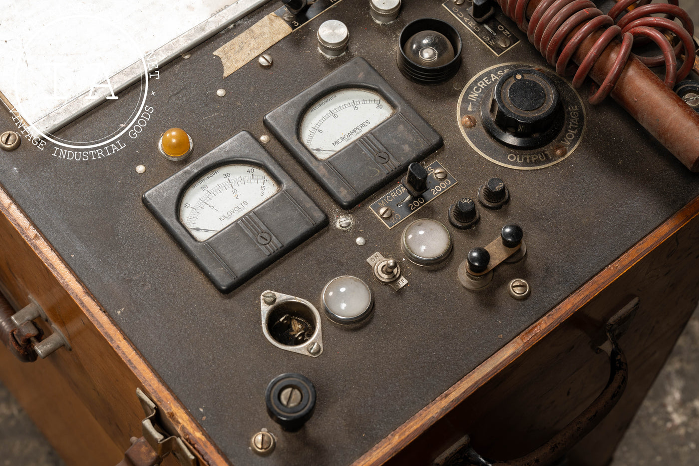 Vintage High Voltage/DC Insulation Tester by Takk