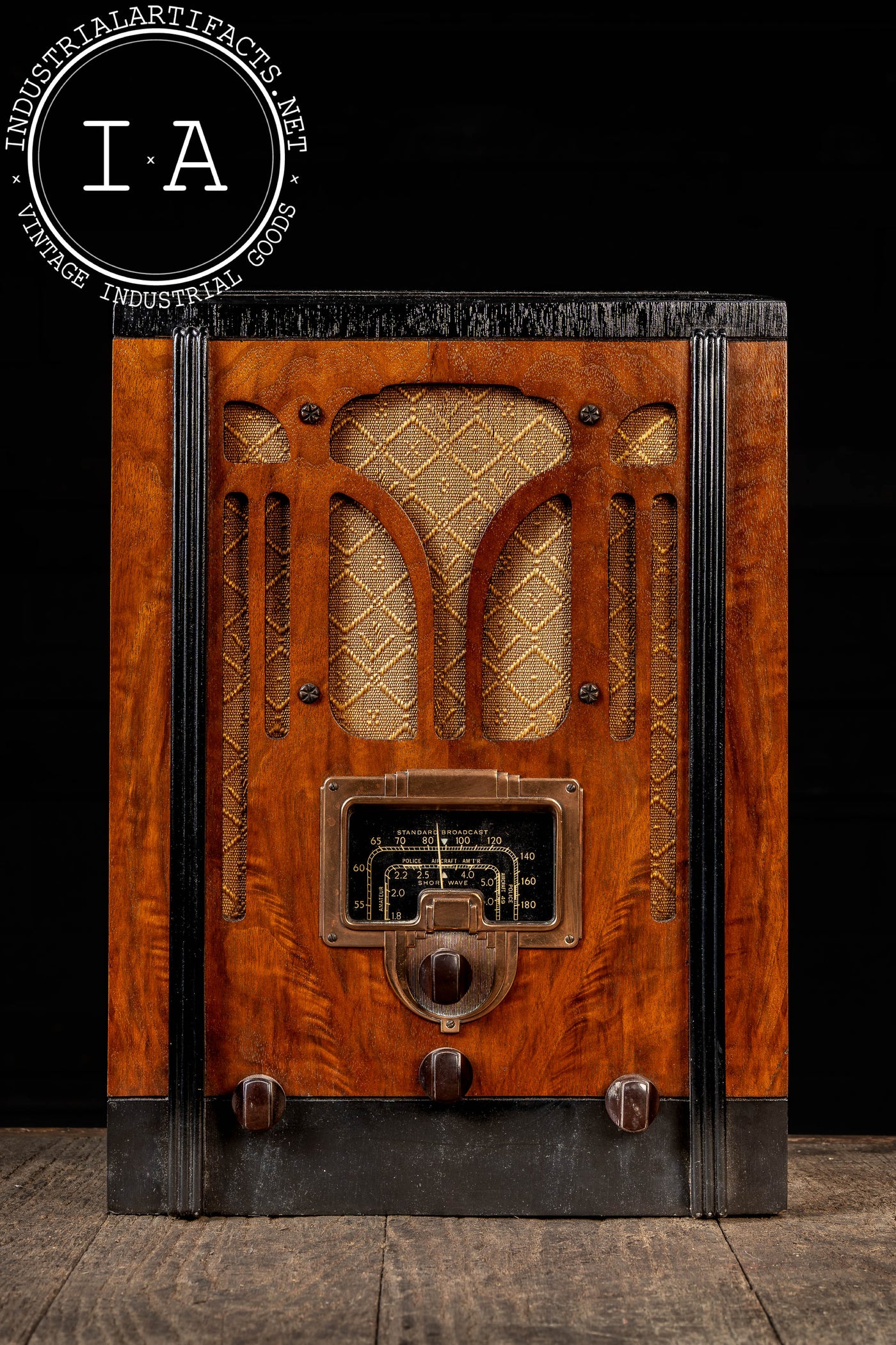 Vintage Model 5T Radio by RCA