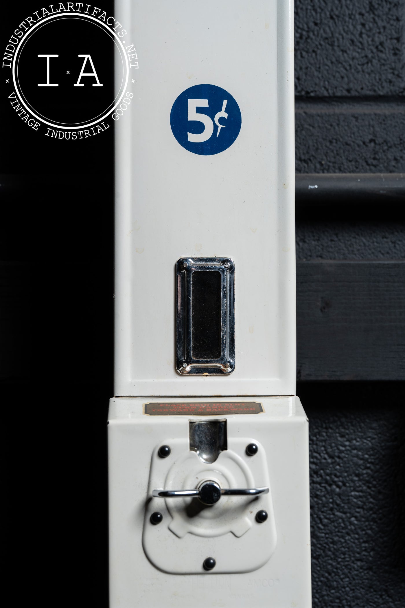 Porcelain Enamel Coin Op Sanitex Dispenser