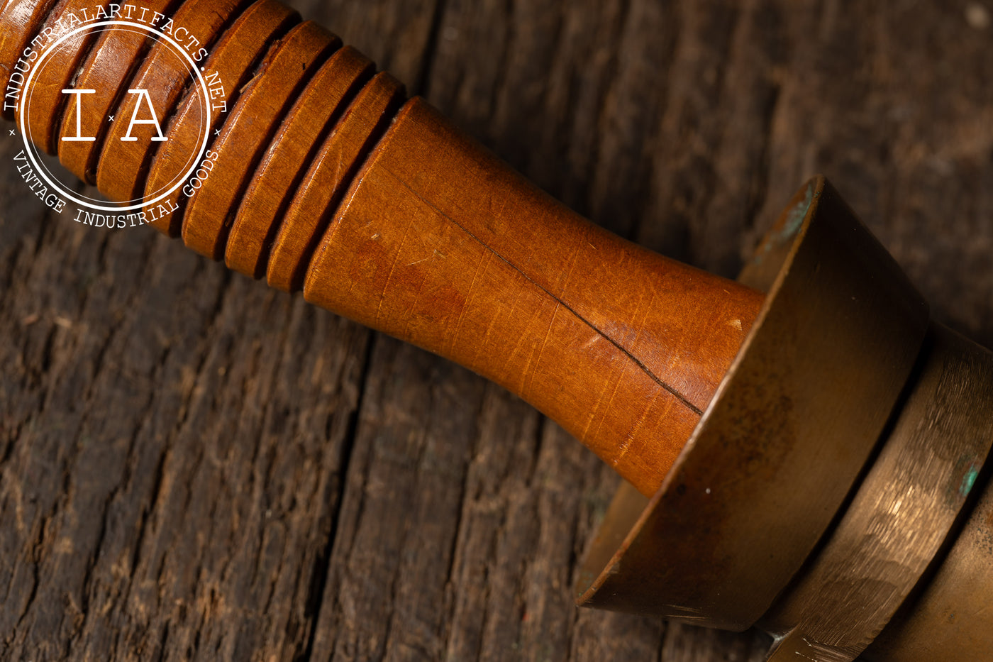 WWII-Era Serrated Survival Knife with Defensive Sheath