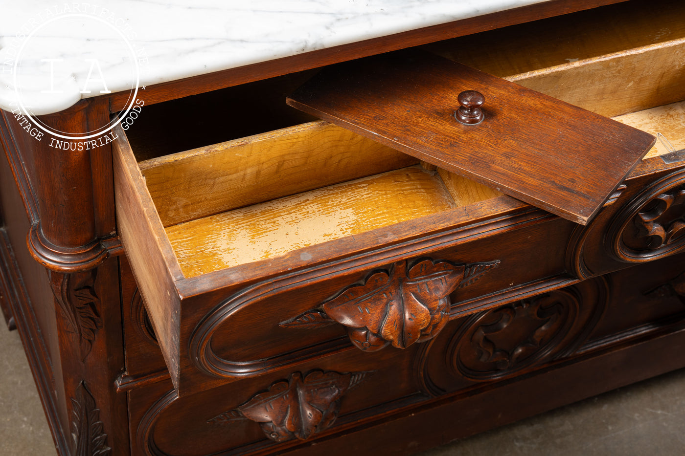 Late 19th Century Eastlake Victorian Walnut Dresser with Mirror and Marble Top