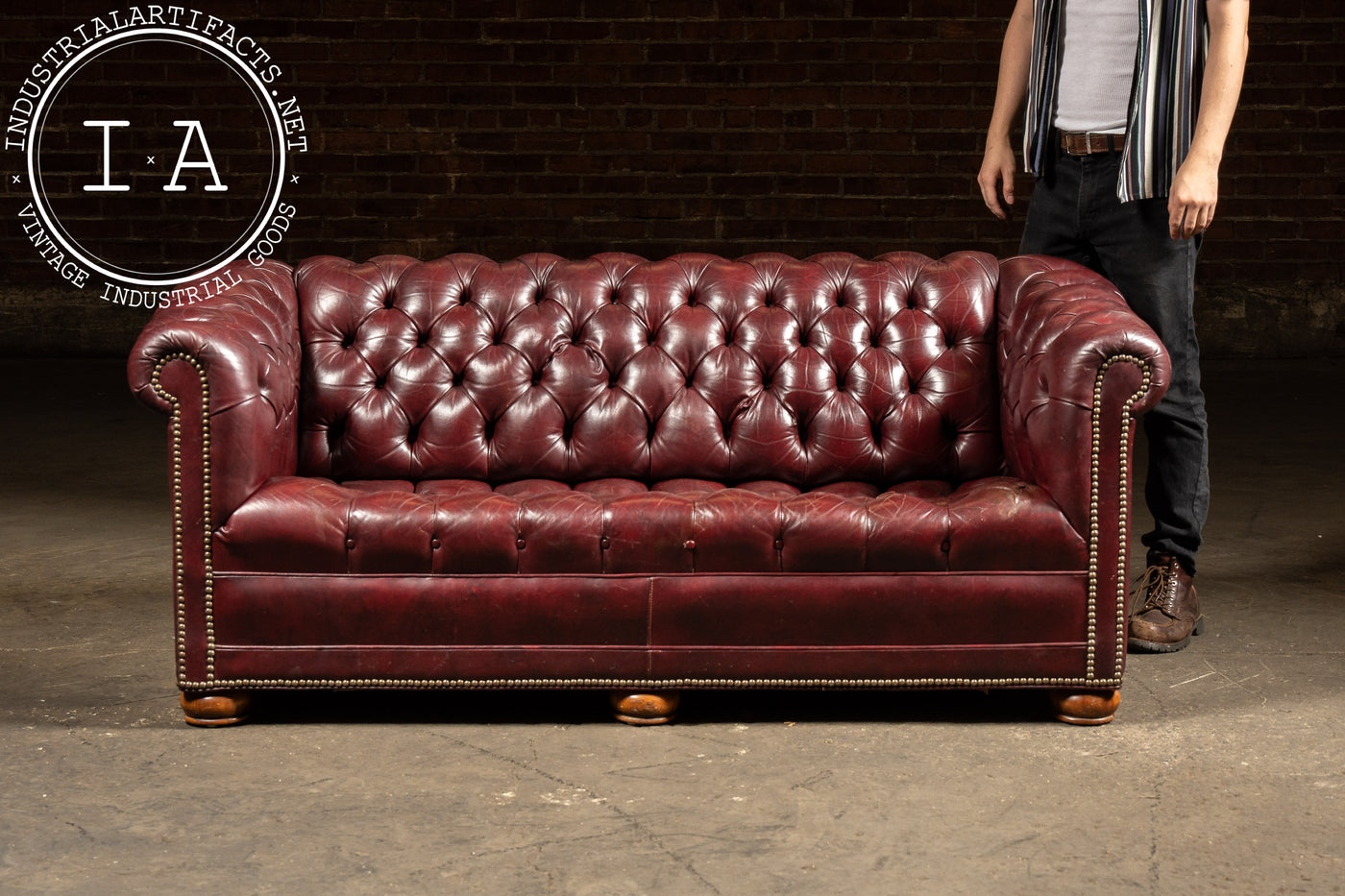 Vintage Tufted Leather Chesterfield Sofa in Burgundy