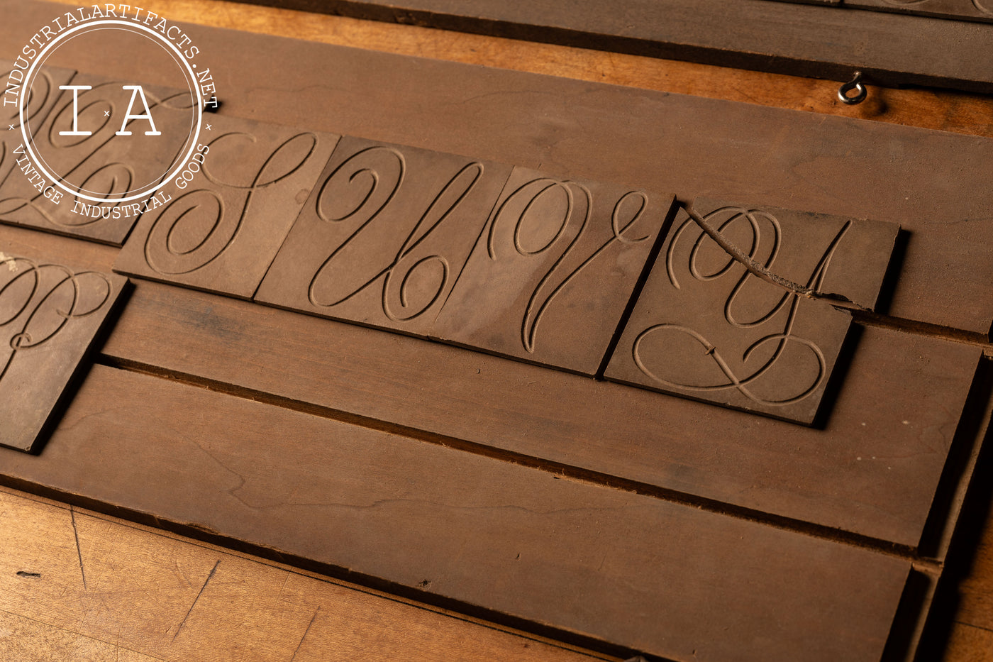 Antique Hamilton Script Lettering Kit