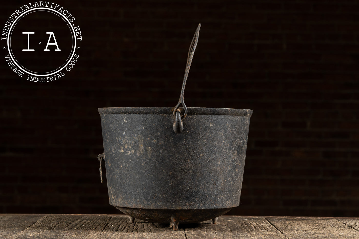 19th-Century Cast Iron Cooking Pot with Bail Handle