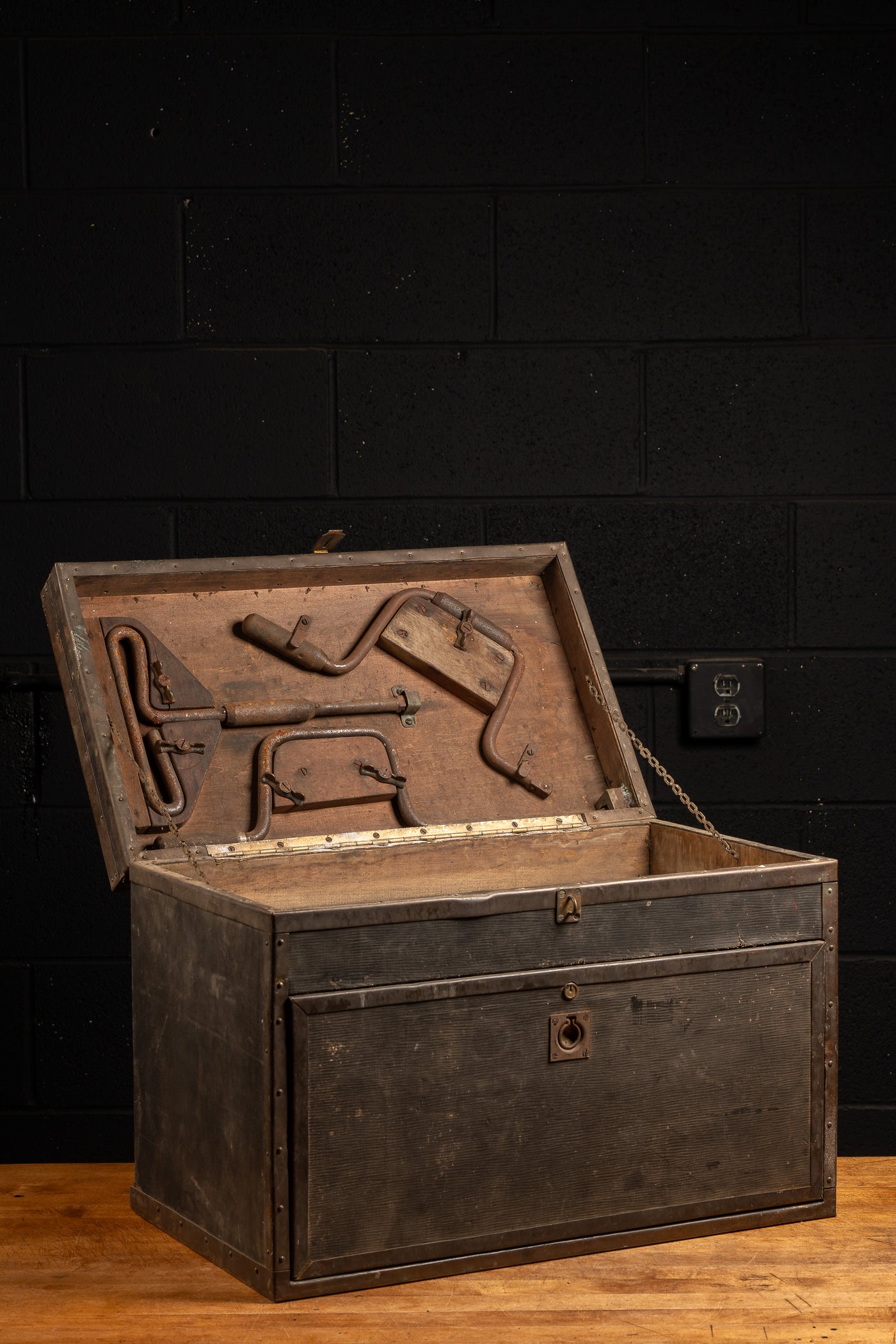 Early 20th Century Tool Chest With Tools