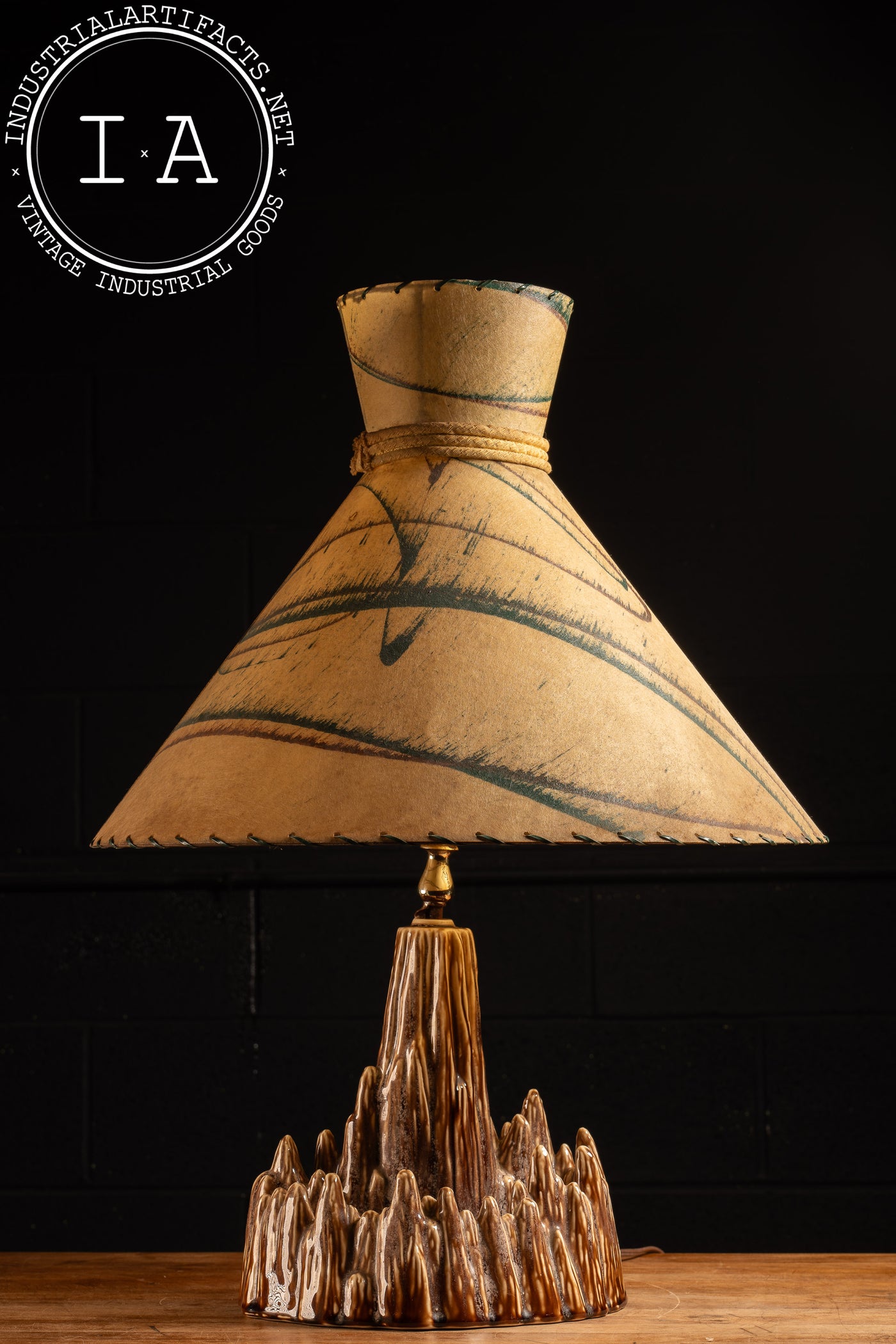 Vintage Ceramic Western-Inspired Table Lamp