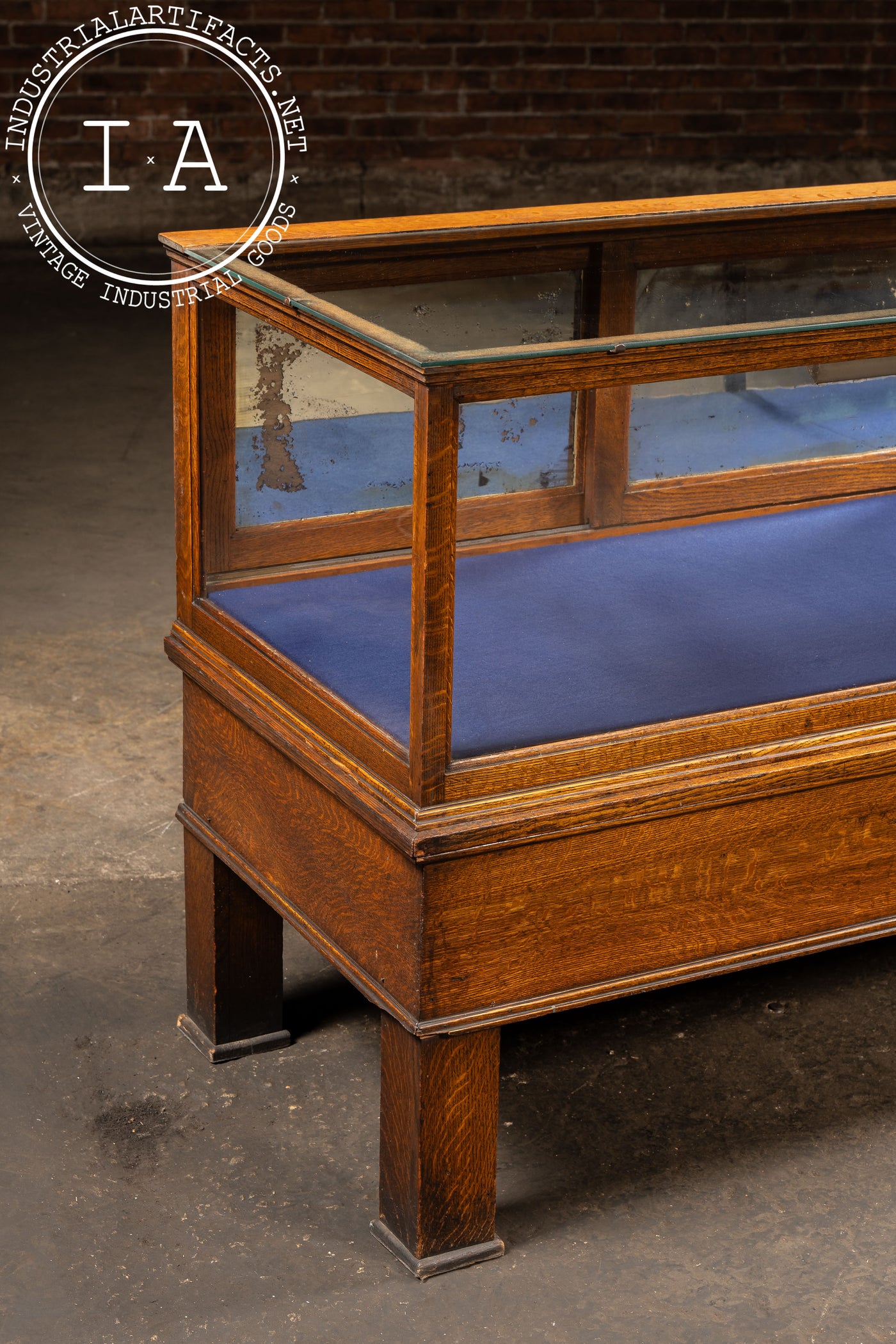 Antique Quartersawn Oak "Peerless" Brand Display Case by Jac. Lederer