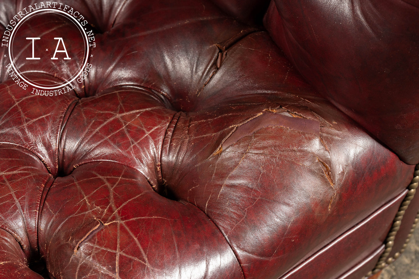 Vintage Tufted Leather Chesterfield Sofa in Burgundy