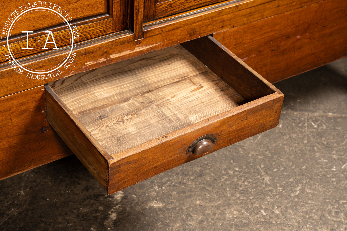 Antique Quartersawn Oak "Peerless" Brand Display Case by Jac. Lederer