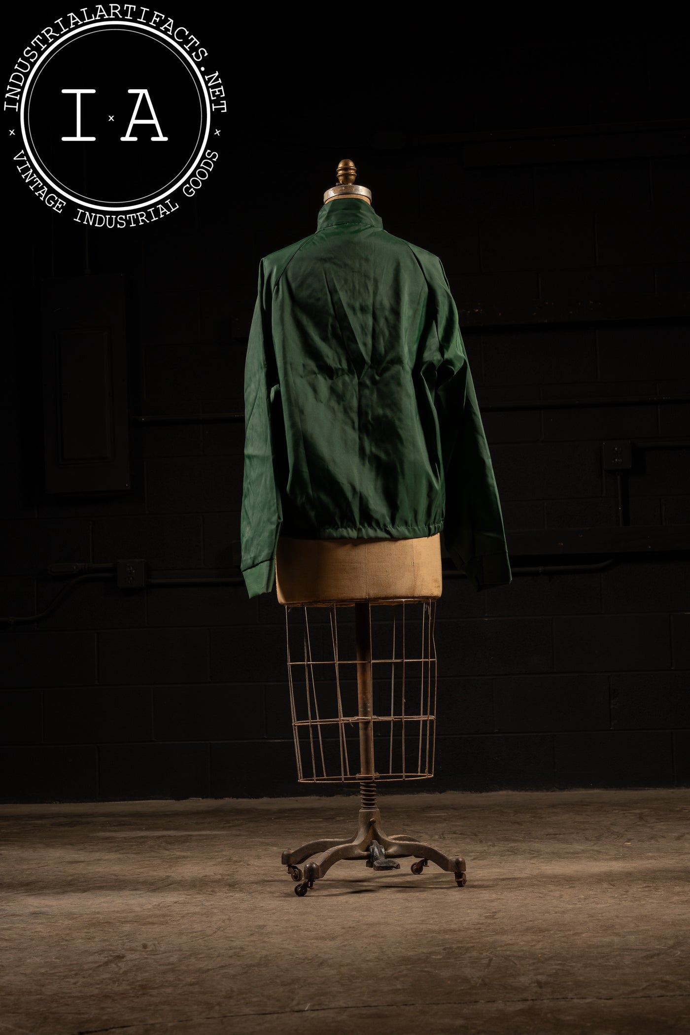 Vintage Dekalb Ag “Alfalfa” Windbreaker Jacket